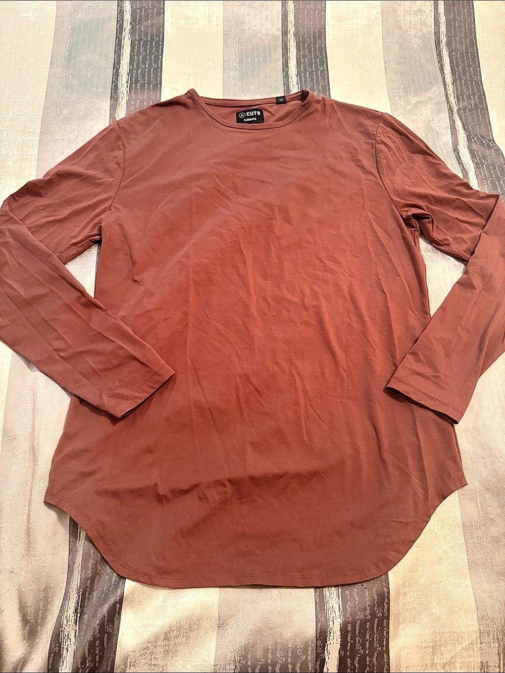 CUTS Elongated Long Sleeve Shirt Rust Terracotta Size L